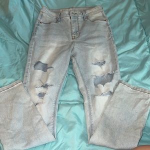 Light Wash High Rise Sculpting Skinny Crop Jeans